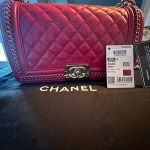 100% Authentic Chanel Boy Flap Bag Quilted Calfskin Small New with tags